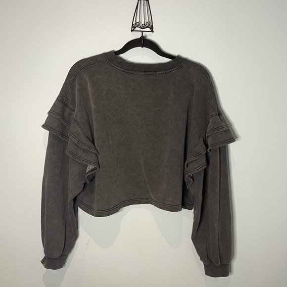7 For All Mankind Dark Grey Cropped Crewneck with Ruffles, L - Picture 4 of 10